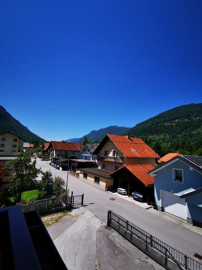 Apartmaji Tomsic Mojstrana Exterior foto